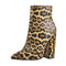 Bottines léopard chics.