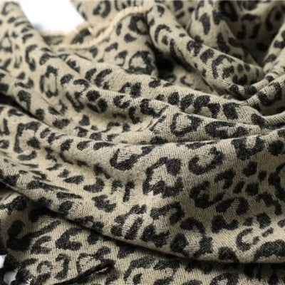 écharpe chaude léopard beige.