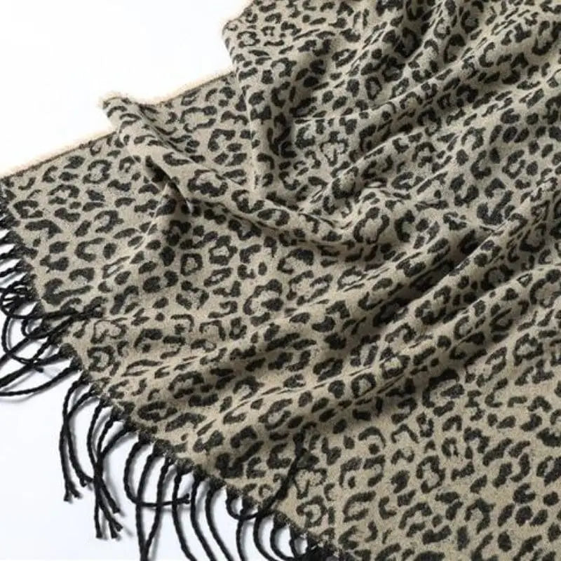 écharpe chaude léopard.