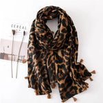 Leopard Scarf with Pompoms - Vignette | My Léopard