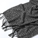 Écharpe Léopard Grise Femme - Vignette | My Léopard