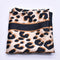 Foulard élégant léopard.