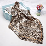 LAURA Leopard Scarf - Vignette | My Léopard