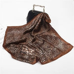 Brown Wild Leopard Scarf - Vignette | My Léopard