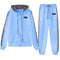 Ensemble de jogging bleu léopard.