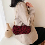 Red Gold Chain Leopard Clutch - Vignette | My Léopard