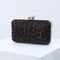 Pochette léopard marron.
