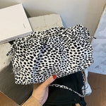 Black and White Leopard Evening Clutch - Vignette | My Léopard