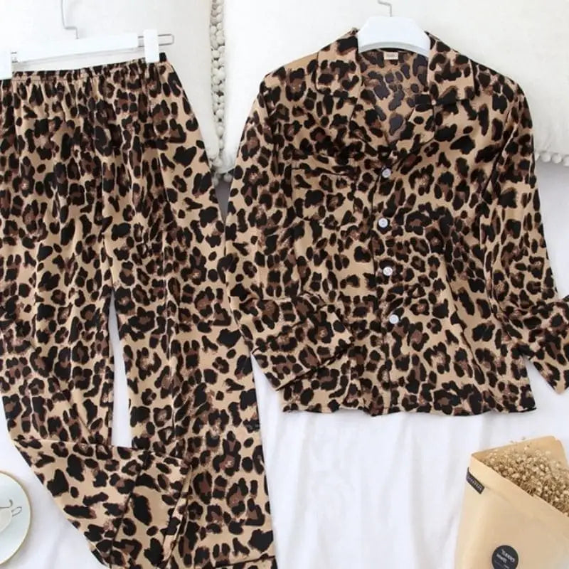pyjama léopard femme.