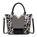 Chic Black Leopard Tote Bag - Vignette | My Léopard