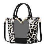 Chic Black Leopard Tote Bag - Vignette | My Léopard