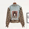 Veste en jean léopard.