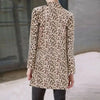 Dos blazer léopard femme long.