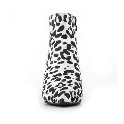 Bottines blanches imprimées léopard.