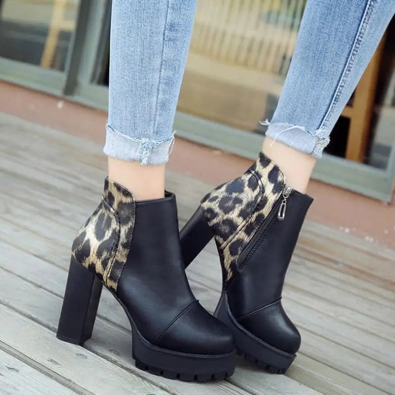 Bottines Noires et L opard My L opard