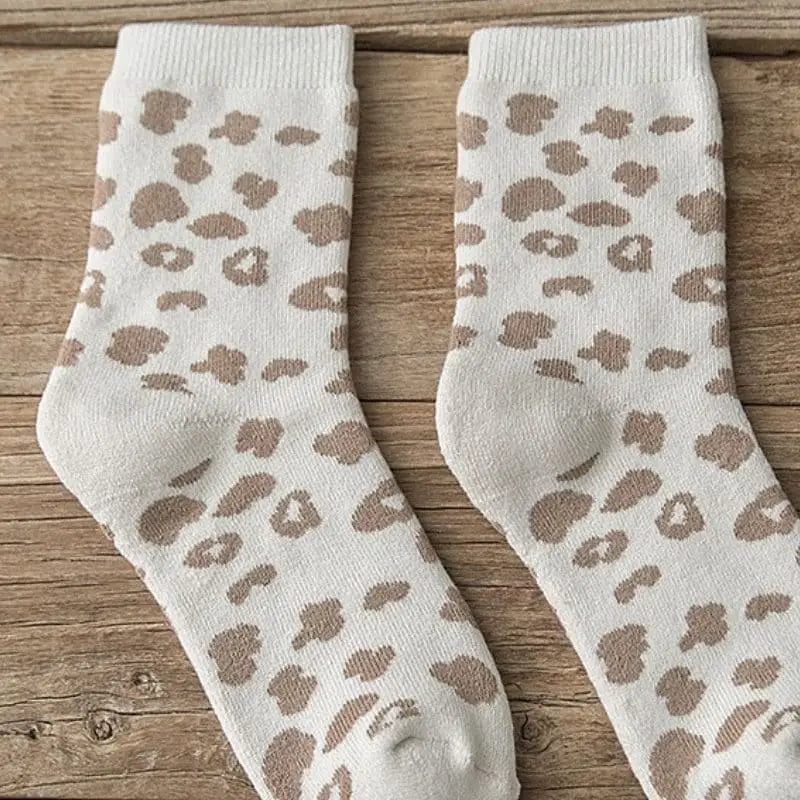chaussettes léopard courtes.
