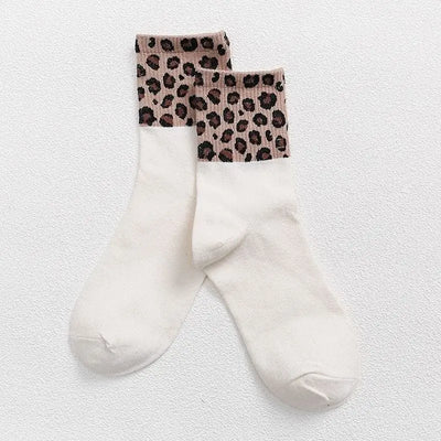 chaussettes imprimées léopard blanches.