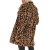 Dos manteau imprimé léopard.