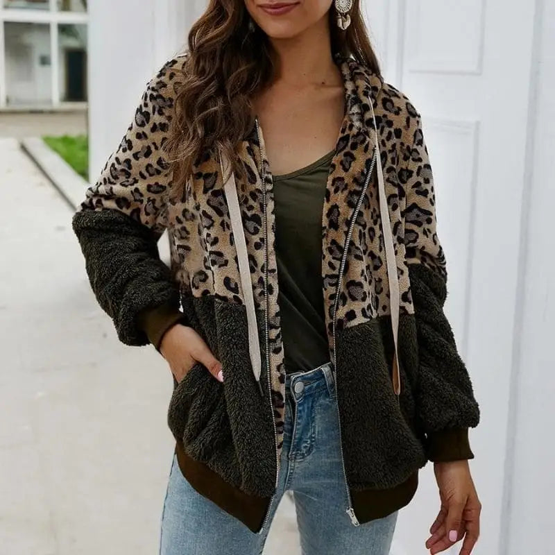 Manteau bicolore léopard noir.