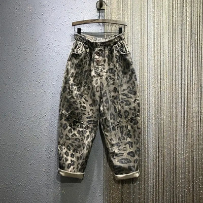 Pantalon style militaire beige léopard.