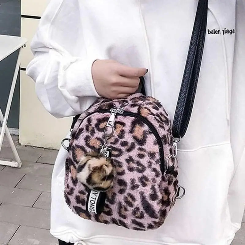 Sac a dos fourrure rose hot sale