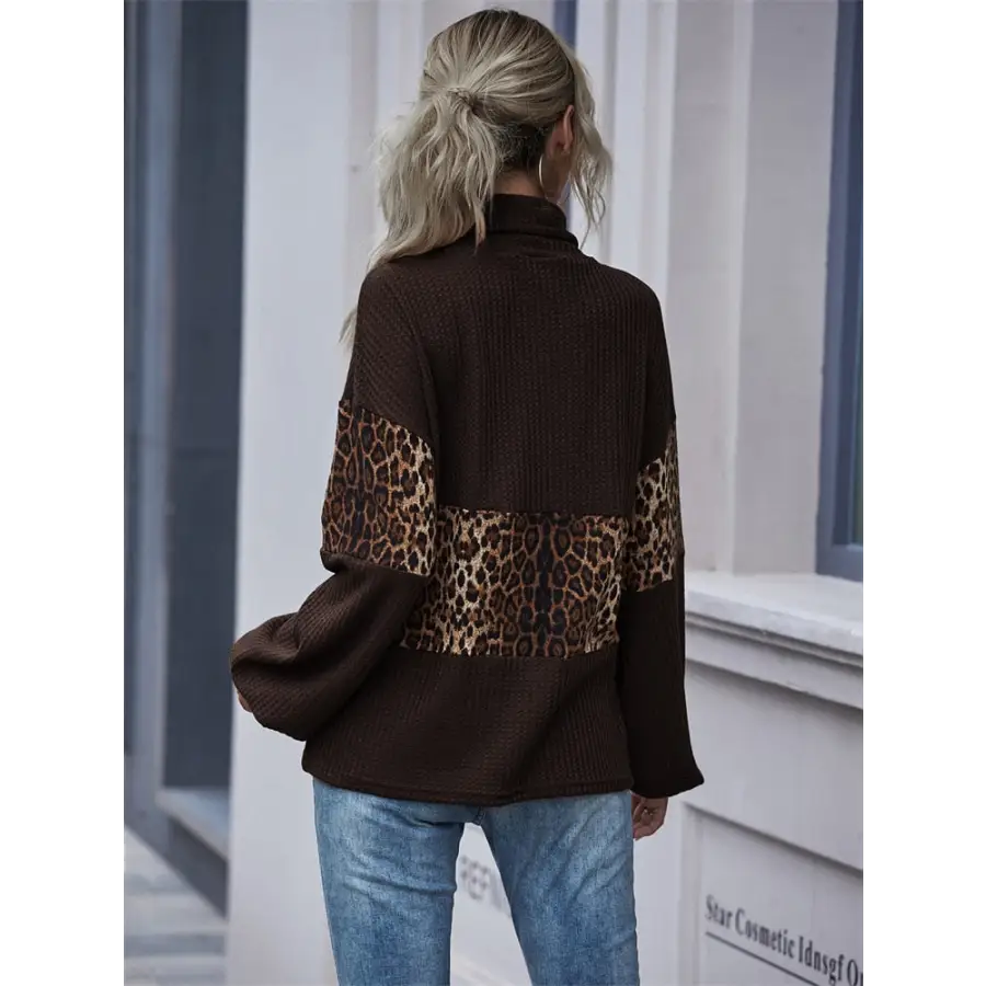Pull Chocolat à Motif Léopard