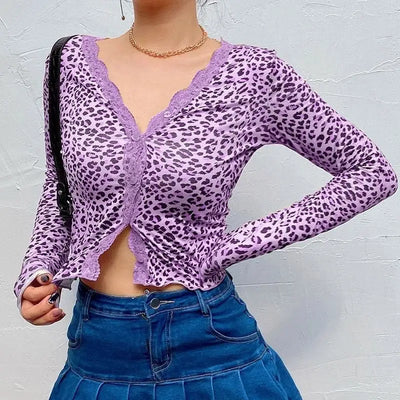 Pull dentelle violet léopard.