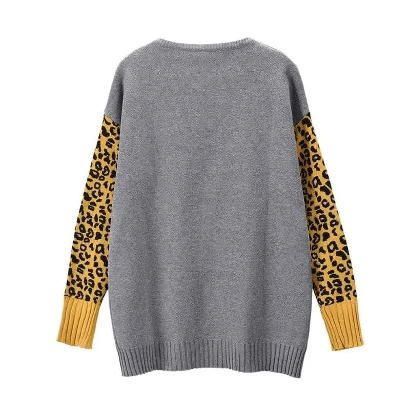 Dos pull léopard gris sauvage.