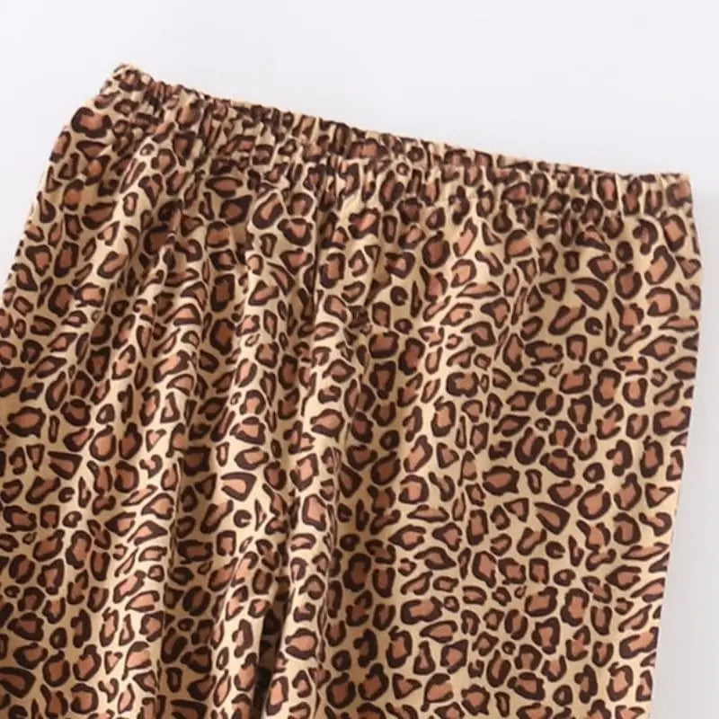 pyjama femme motif léopard beige.