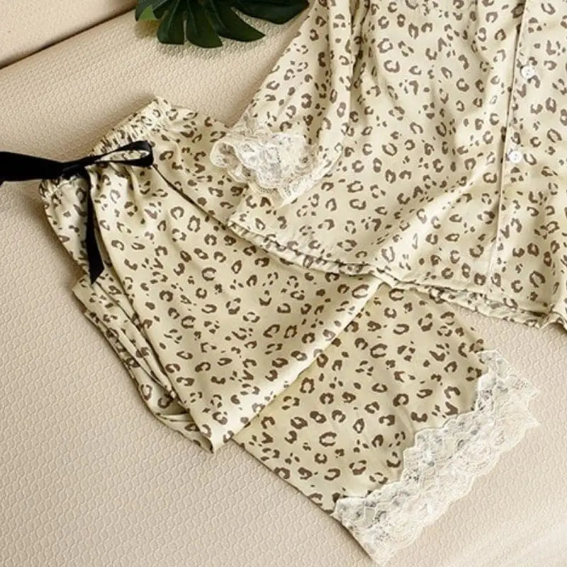 pyjama léopard dentelle.