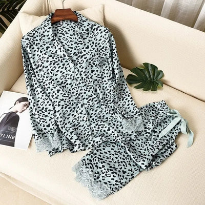 pyjama léopard dentelle bleu.
