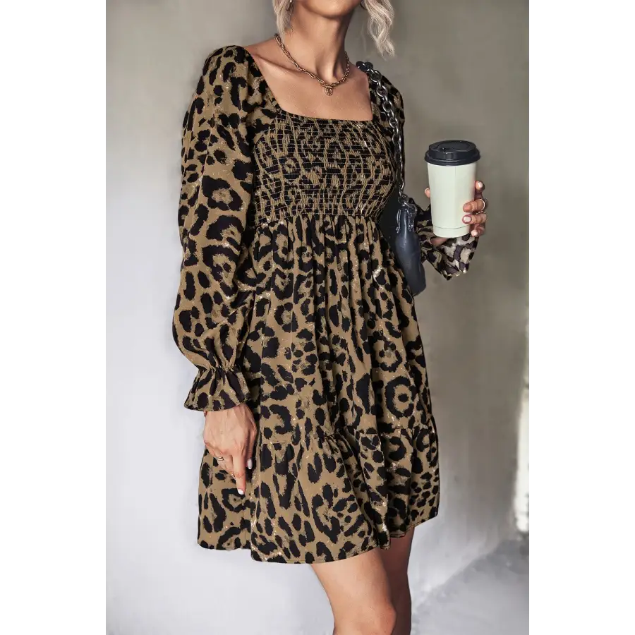Robe Léopard Courte à Col Carré Café