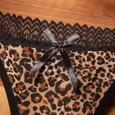 String sexy léopard.