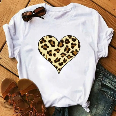 T shirt coeur motif léopard.