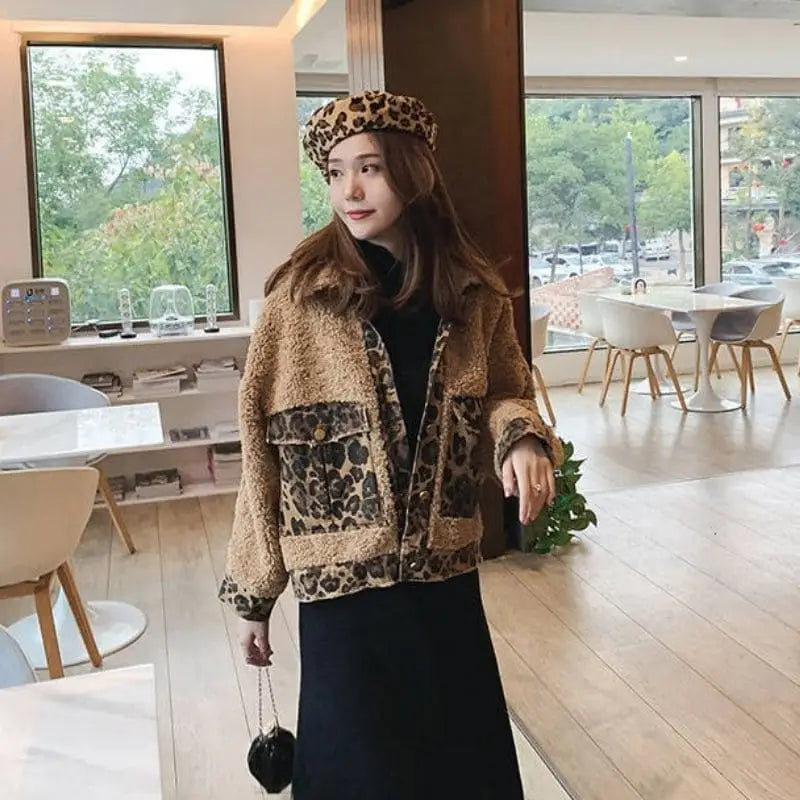 Veste femme fausse fourrure.