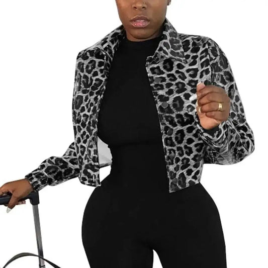 Veste léopard similicuir grise.